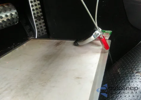 2011 Mercedes-Benz C 300 Luxury/Sport from USA, damaged, VIN WDDGF5EB7BA419213